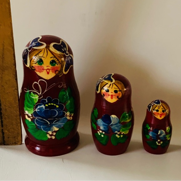 Nesting Dolls matryoshka handcrafted - Picture 2 of 10